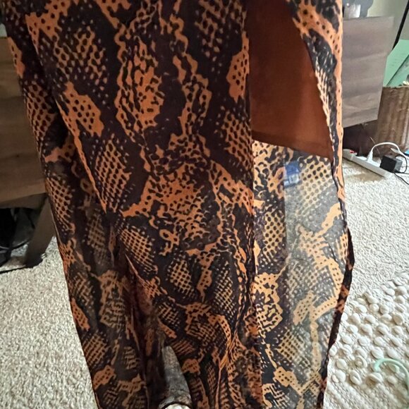 Finders Keepers Sheer Snake Skin LS Midi Dress - Picture 5 of 9